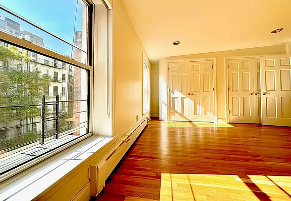 Rented by R New York | media 1