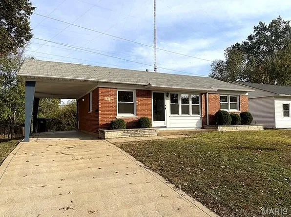 7912 Birkenhead Dr, Saint Louis, MO 63123