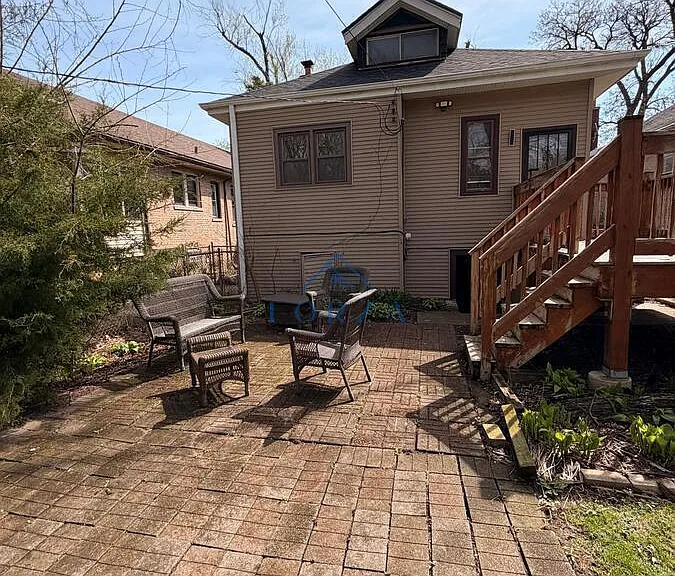 11634 S Hale Ave — Photo 4