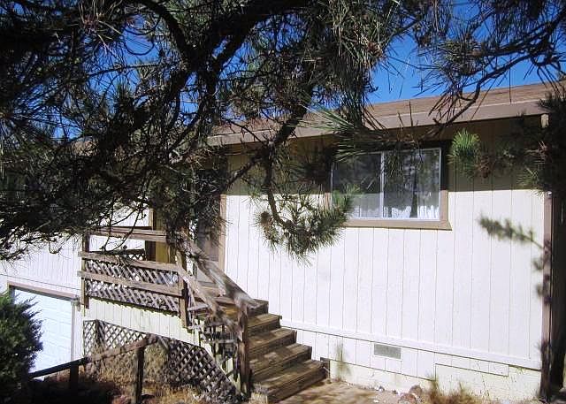 2nd image of 10054 Fairway Dr