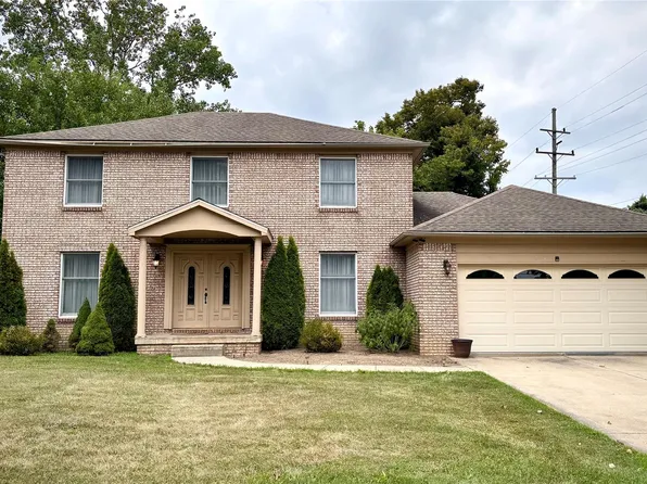 44783 Lake Crest Dr, Belleville, MI 48111