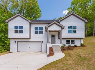 7211 Flagstone Dr, Ooltewah, TN 37363