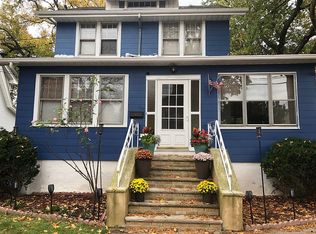 110 Sherwood Ave, Teaneck, NJ 07666