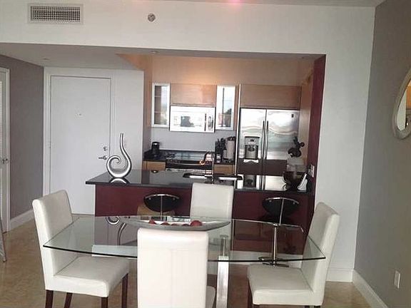 3rd image of 951 Brickell Ave APT 3903