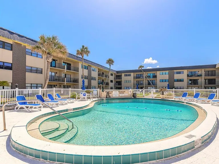2100 Ocean Shore Blvd #102 — Photo 36
