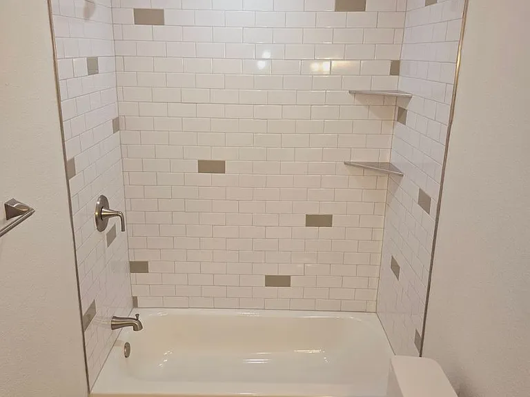 1385 W University Ave #3-124 — Photo 28
