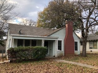 2019 N Locust St, Denton, TX 76201