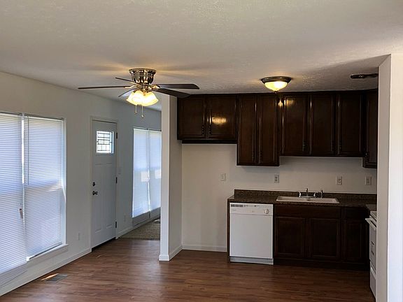 2nd image of 4129 Hoover Ct