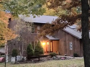 102 Darren Rd, Lagrangeville, NY 12540