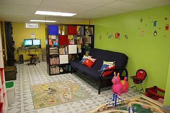 4th image of 1039 Pine Tree Dr