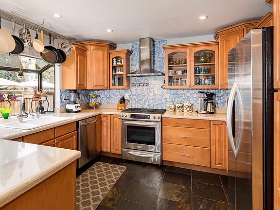 2nd image of 1102 Wieling Way