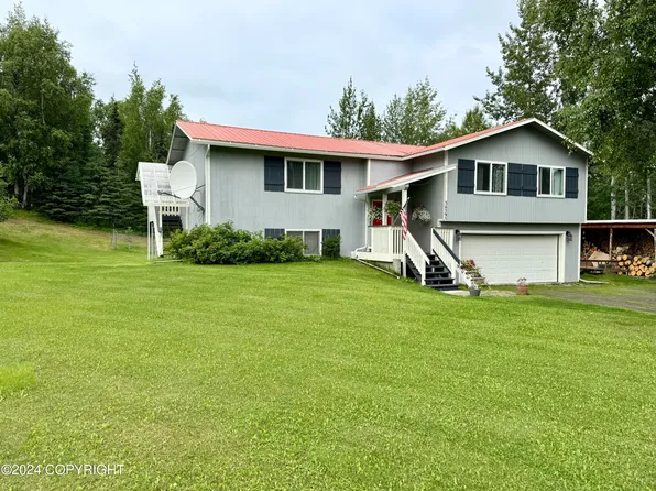 36595 Pine St, Soldotna, AK 99669