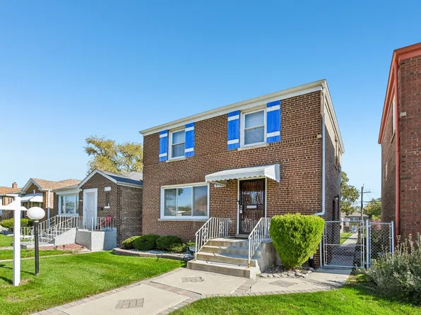 9739 S Woodlawn Ave, Chicago, IL 60628