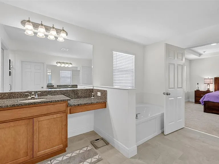 6070 Sierra Crown St — Photo 24
