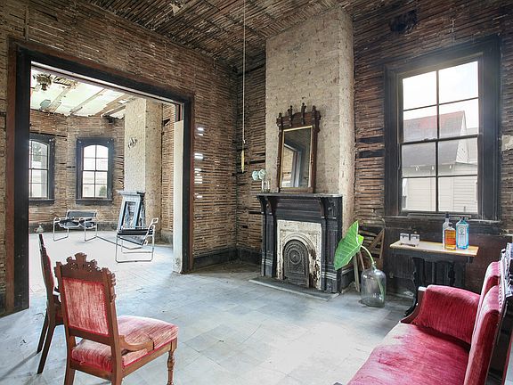 4th image of 1026 Brooklyn St