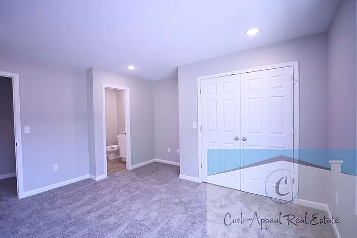324 Drake St #A — Photo 25