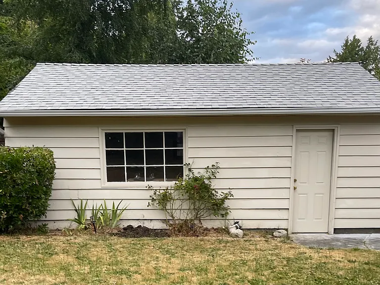9709 34th Ave SW — Photo 5