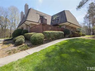 136 Springberry Ln, Chapel Hill, NC 27517