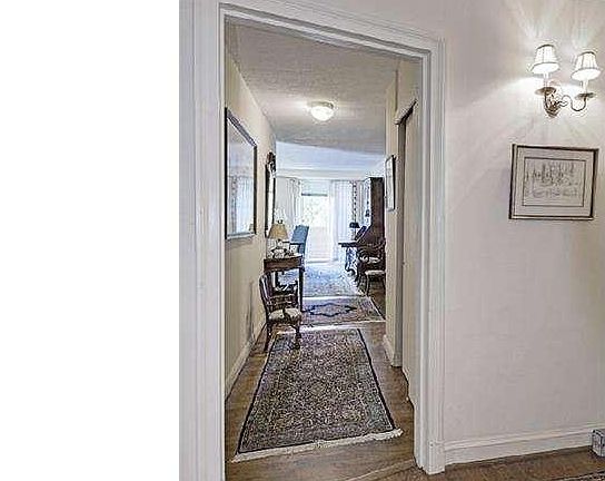 2nd image of 2401 Pennsylvania Ave APT 205