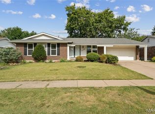 3759 Hirondelle Ln, Florissant, MO 63034