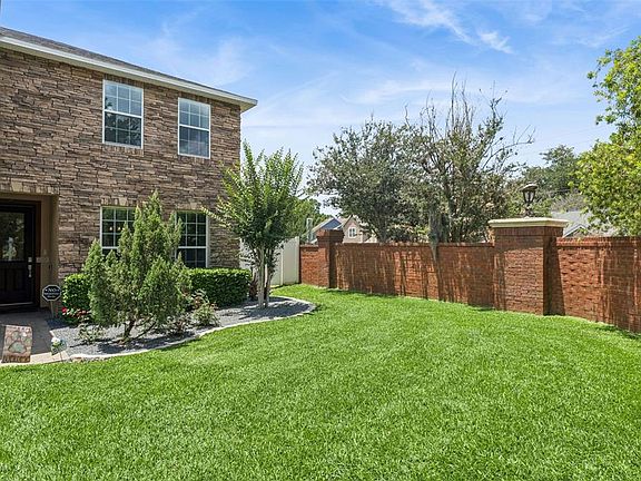 3rd image of 2708 PEPPER LANE