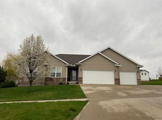 1706 W Devoe St, Creston, IA 50801
