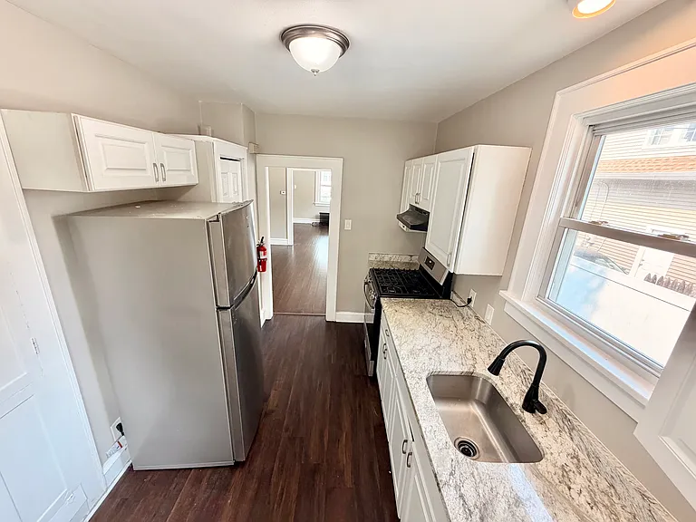 517 Brad St #1 — Photo 6
