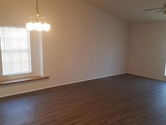 4th image of 7537 Blue Sage Cir
