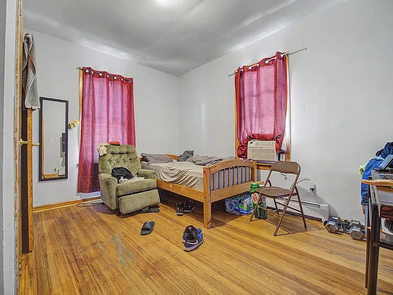 1872 North Ave — Photo 13