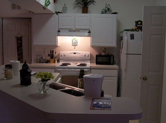 2nd image of 61 Utah Pl