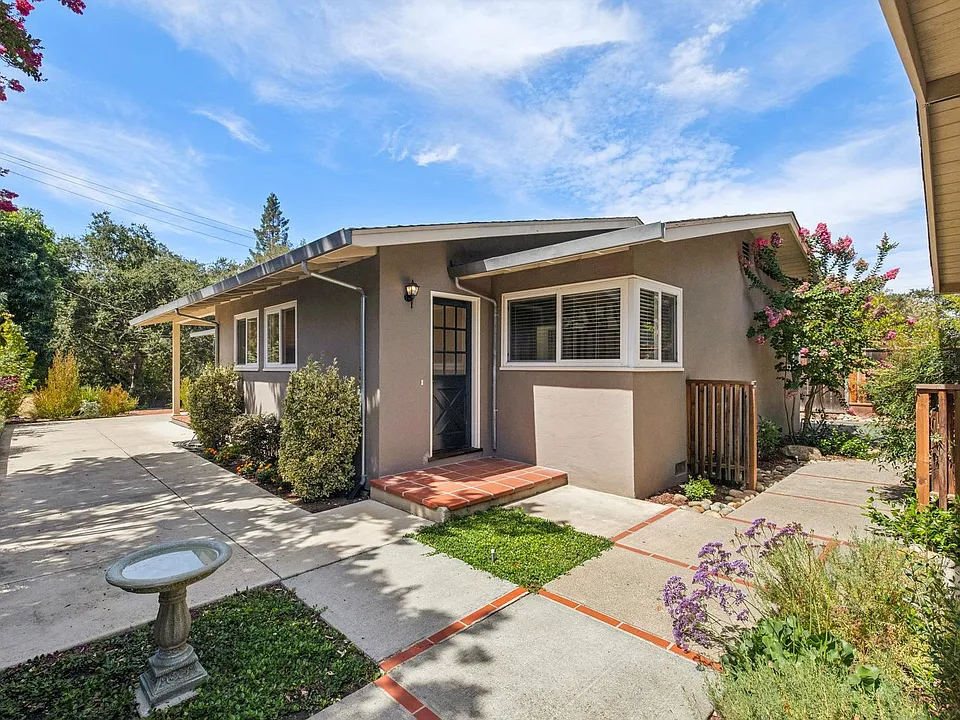 309 Walsh Rd