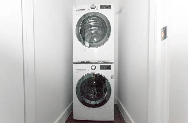 Rented by Ink Realty Services LLC | media 15