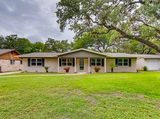 114 Oaklane Dr, Universal City, TX 78148
