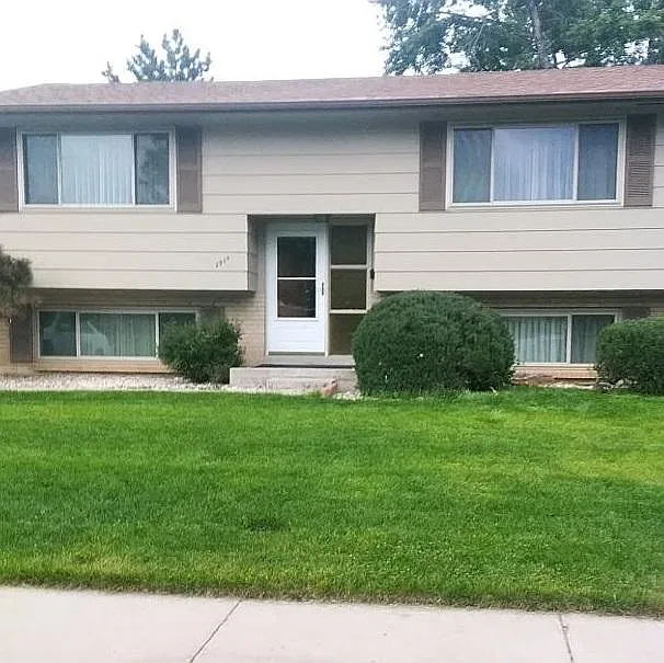 4 bed, 1800 sqft, $2,800 — Photo 1