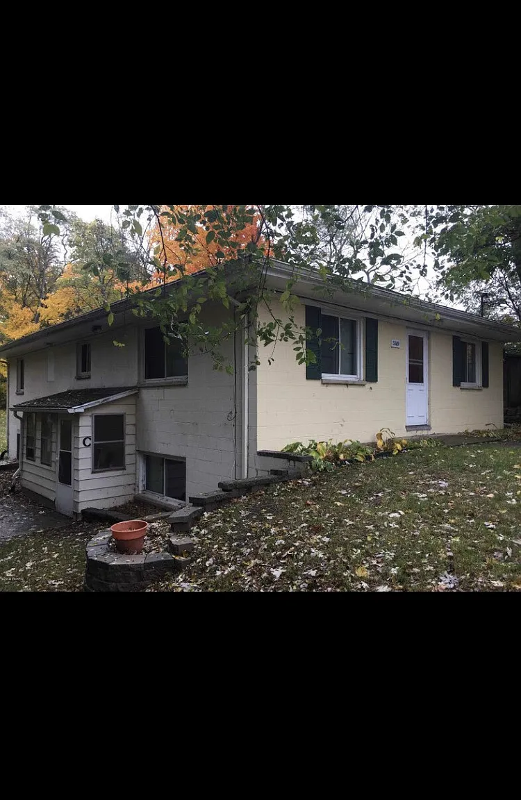 3309 Saint Joseph St — Photo 1