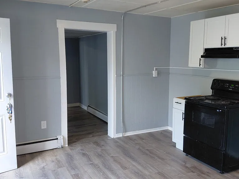 434 Crescent St #1 — Photo 3