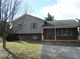 360 Broadmoor Ln, Broadway, VA 22815