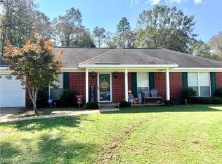10561 Taylor Woods Loop, Wilmer, AL 36587