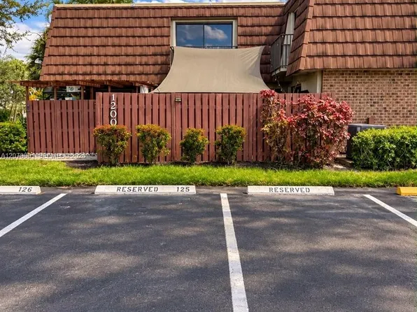 1200 SW 118th Ter #1200, Fort Lauderdale, FL 33325