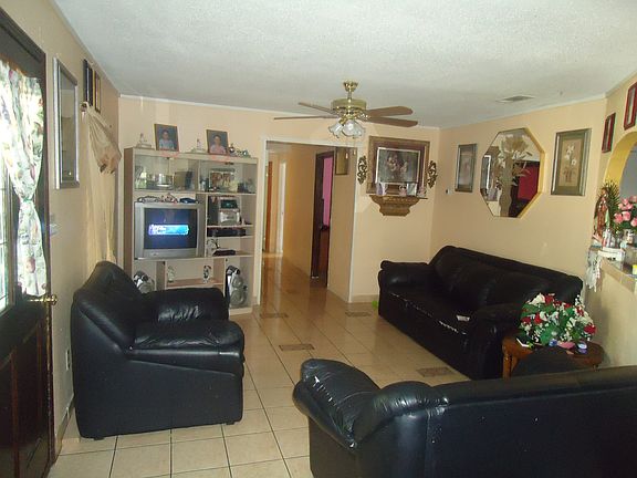 2nd image of 509 Oakland St