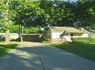 532 N Hoover Rd, Wichita, KS 67212