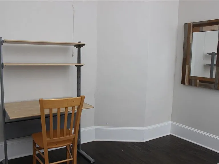 1124 Center St NW — Photo 15