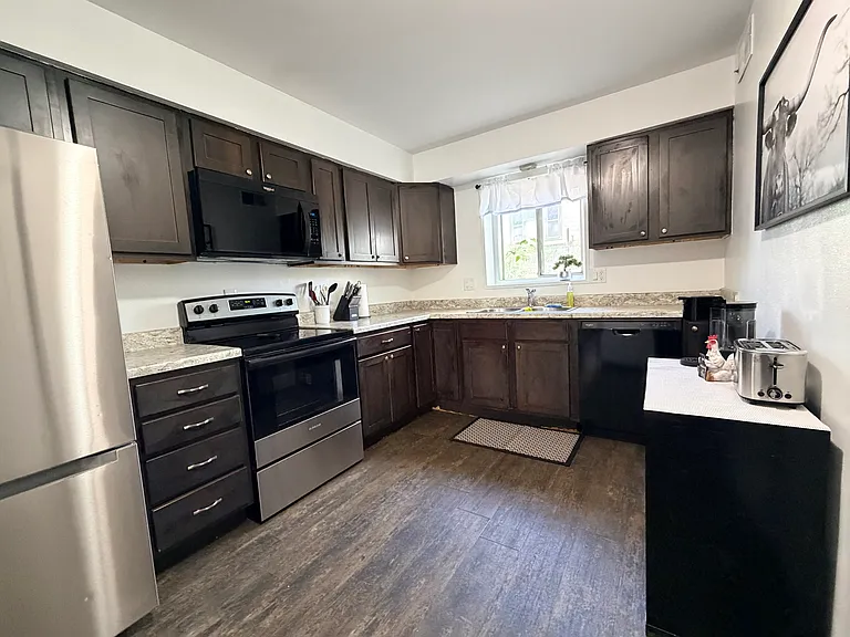 1717 C Ave NE #2 — Photo 7
