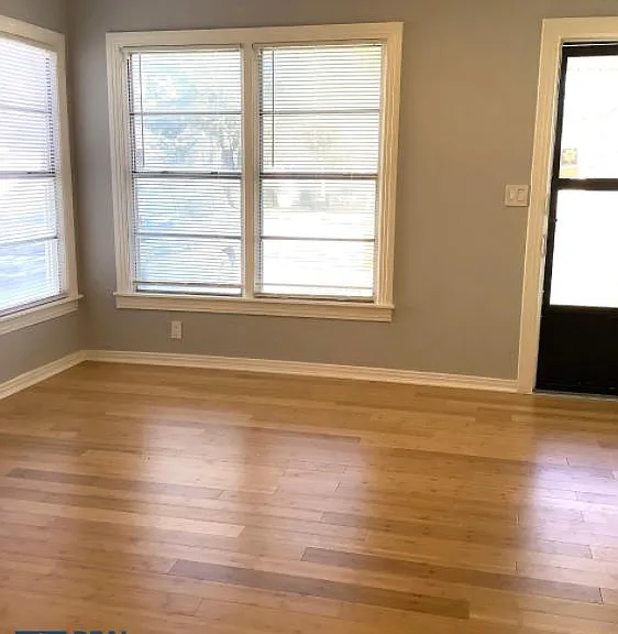213 Donald St — Photo 3