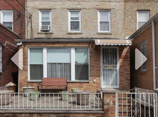 2228 26th St, Astoria, NY 11105
