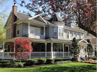 24 Clarendon Ct, Metuchen, NJ