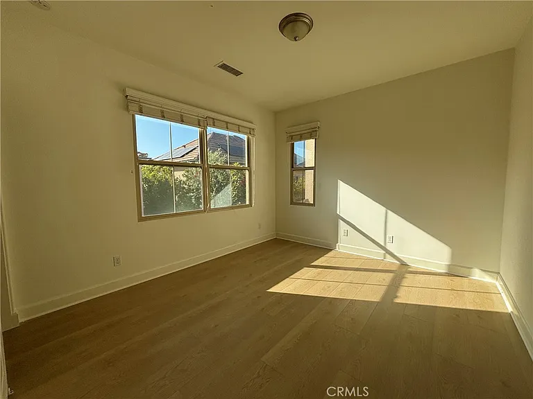 65 Berkshire Wood — Photo 12