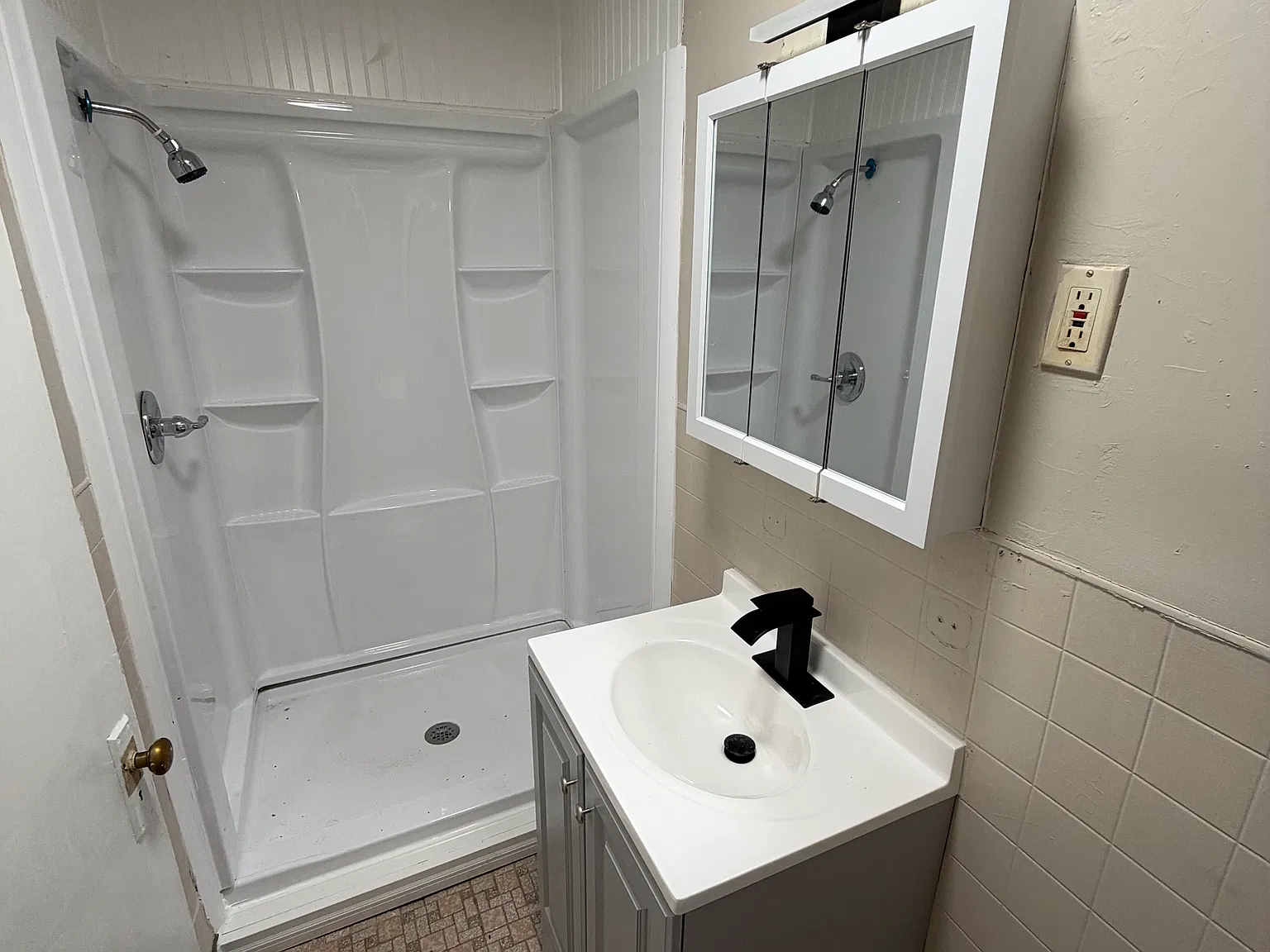 1 bed, $750 — Photo 4