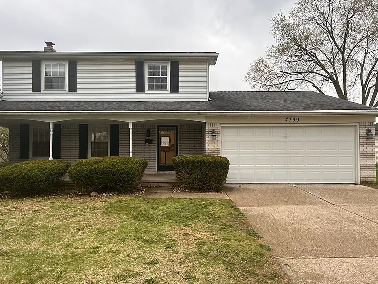 4799 Stoddard Dr — Photo 1