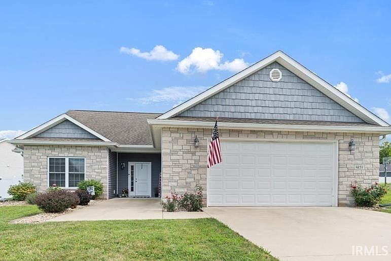 1st image of 4251 W Geranium Ln